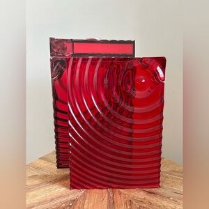 FLAT PACK WATER BOTTLE 'RIPPLES' "ICONS" Vibrant Red by RON ARAD for Guzzini